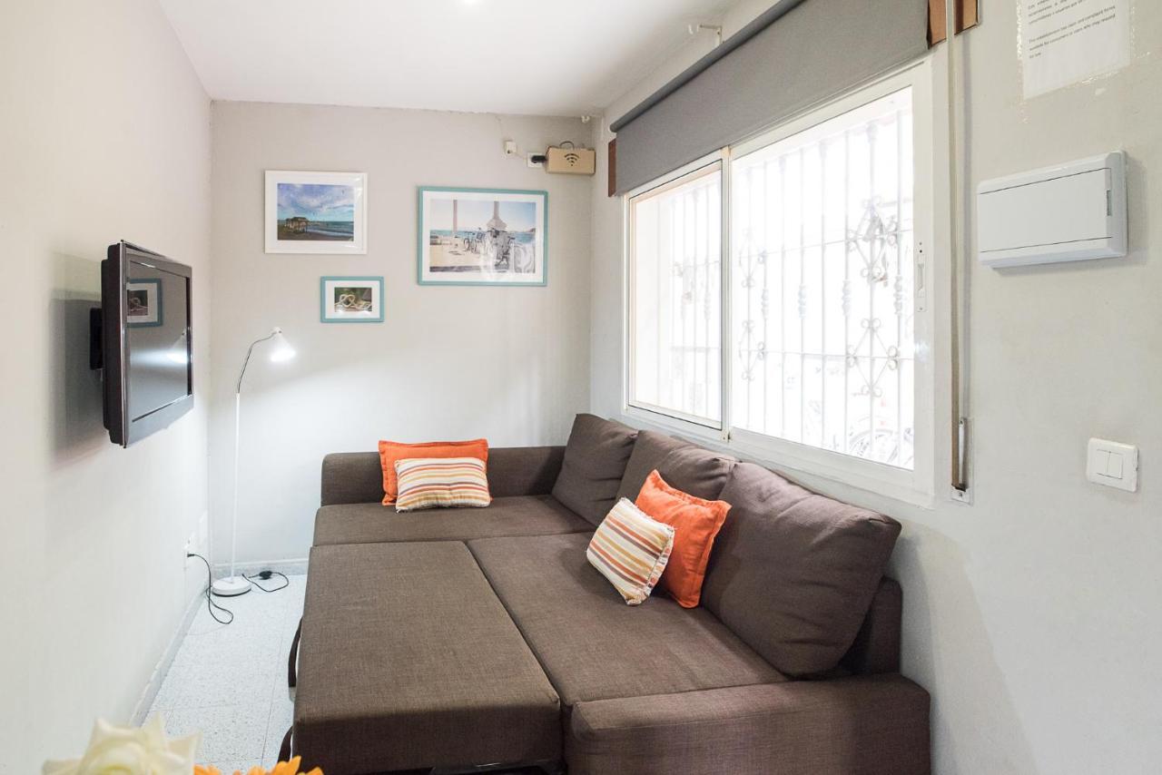 Malagaonbeach 1 - Two Bedrooms - Up To 3 People - 10 Meters Beach מראה חיצוני תמונה
