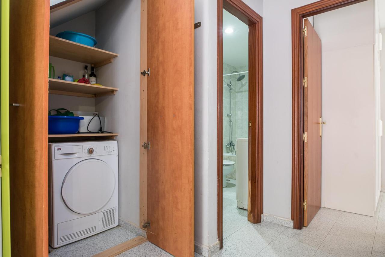Malagaonbeach 1 - Two Bedrooms - Up To 3 People - 10 Meters Beach מראה חיצוני תמונה