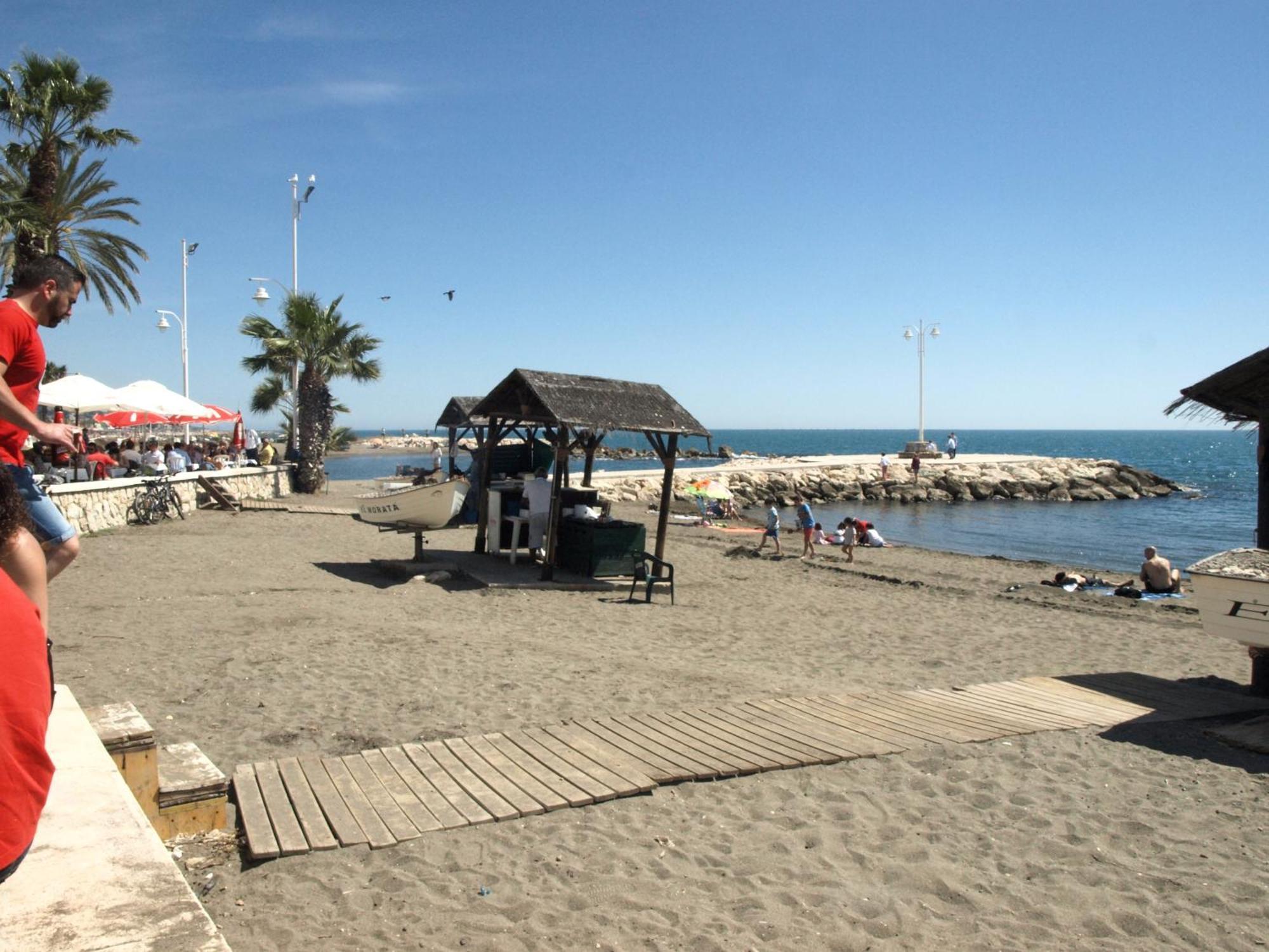 Malagaonbeach 1 - Two Bedrooms - Up To 3 People - 10 Meters Beach מראה חיצוני תמונה