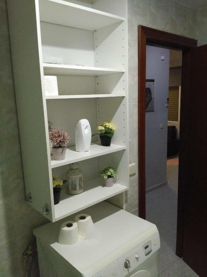 Malagaonbeach 1 - Two Bedrooms - Up To 3 People - 10 Meters Beach מראה חיצוני תמונה